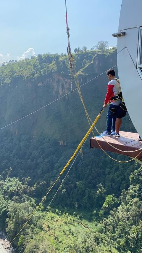 Swing at Kusma The Cliff Nepal