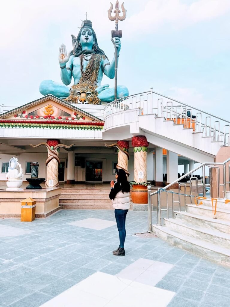Mahadev Statue - Shivaratri Wishes